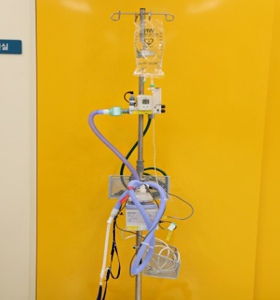 서울아산병원 중환자실 의료장비 이동성 인공호흡기2 모습
