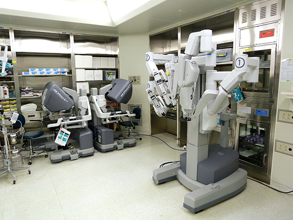 로봇 수술장비